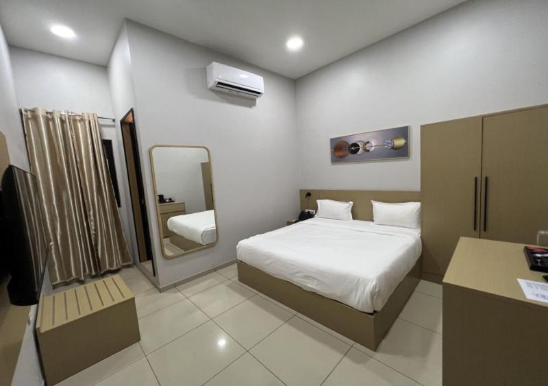 Ixoras Hotel Victoire Kinshasa Ngoại thất bức ảnh